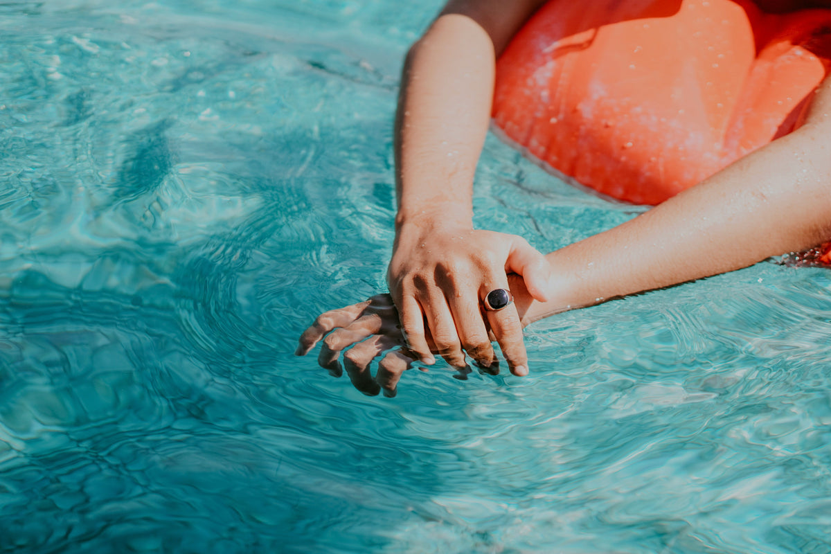 Why Does Skin Wrinkle in Water?